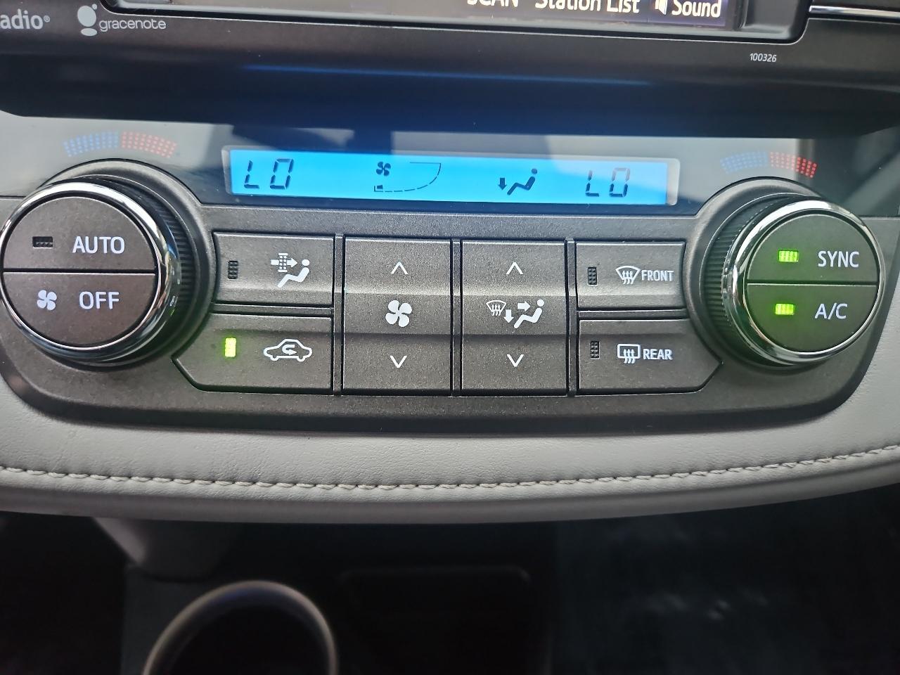 Toyota RAV4 FWD 4dr XLE (Natl) 2014