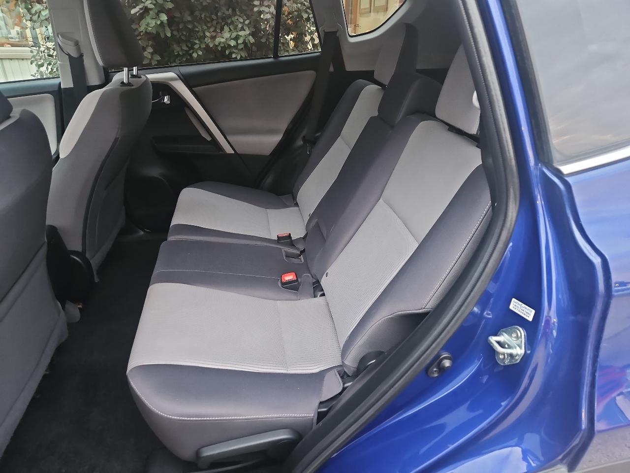 Toyota RAV4 FWD 4dr XLE (Natl) 2014