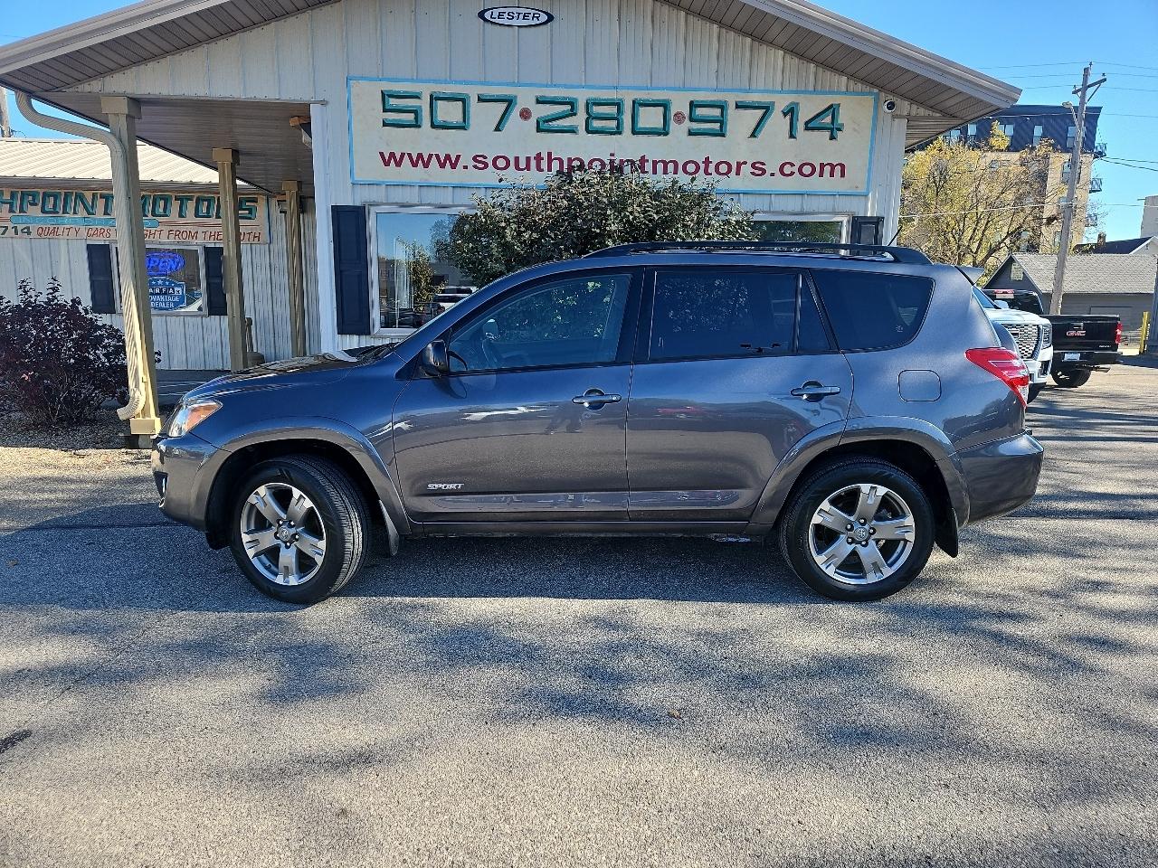 Toyota RAV4 4WD 4dr 4-cyl 4-Spd AT Sport (Natl) 2011