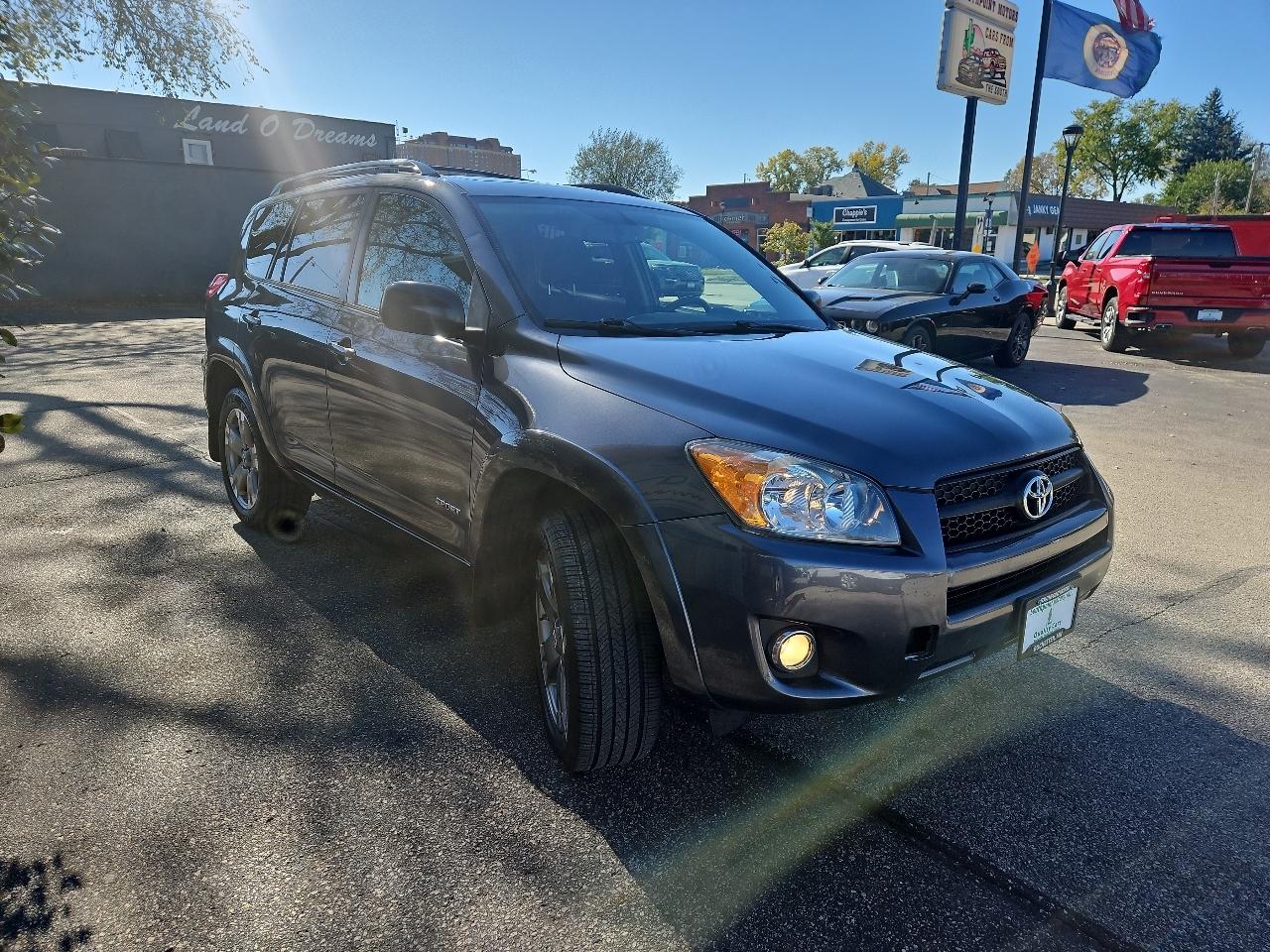 Toyota RAV4 4WD 4dr 4-cyl 4-Spd AT Sport (Natl) 2011