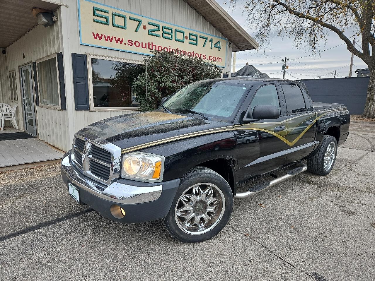 Dodge Dakota 4dr Quad Cab 131" WB 4WD SLT 2005