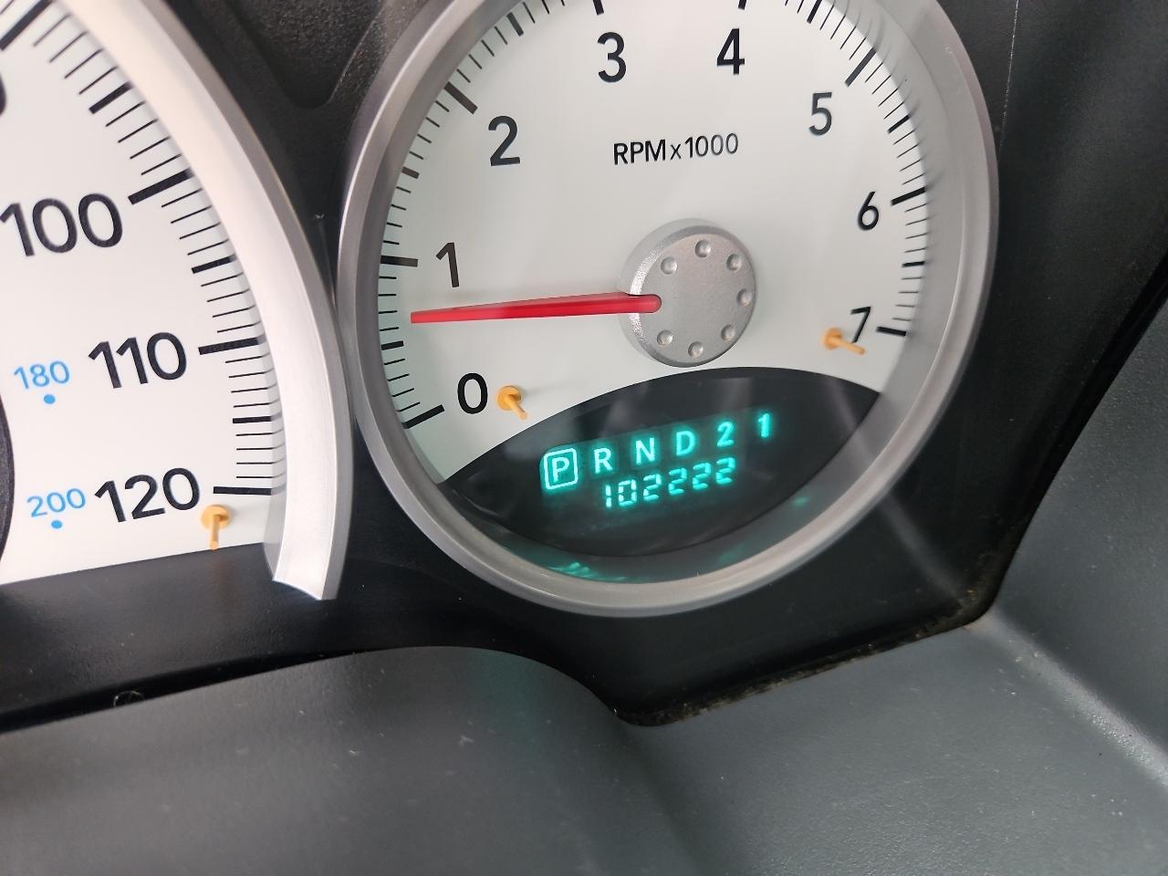 Dodge Dakota 4dr Quad Cab 131" WB 4WD SLT 2005