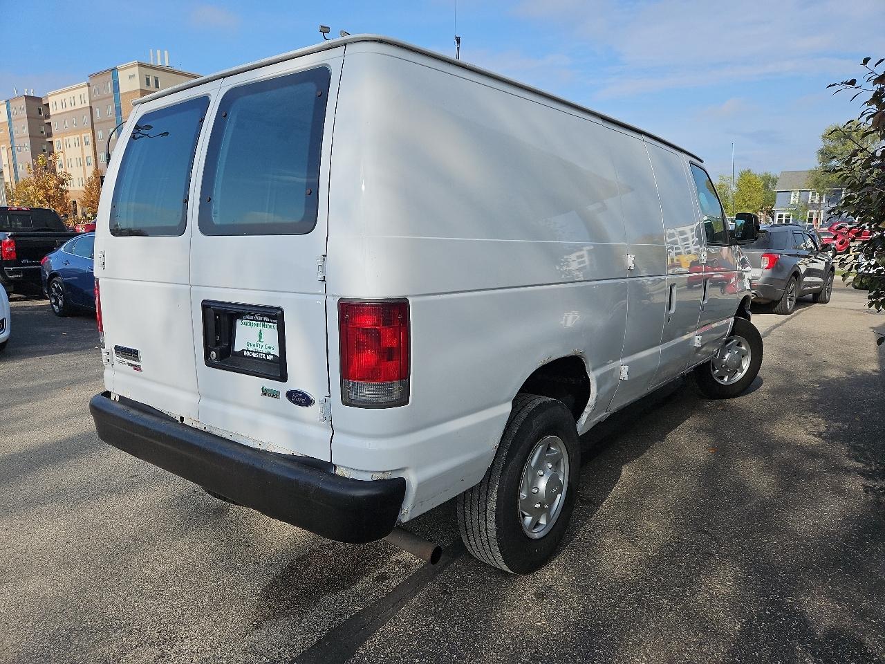 Ford Econoline Cargo Van E-250 Recreational 2012