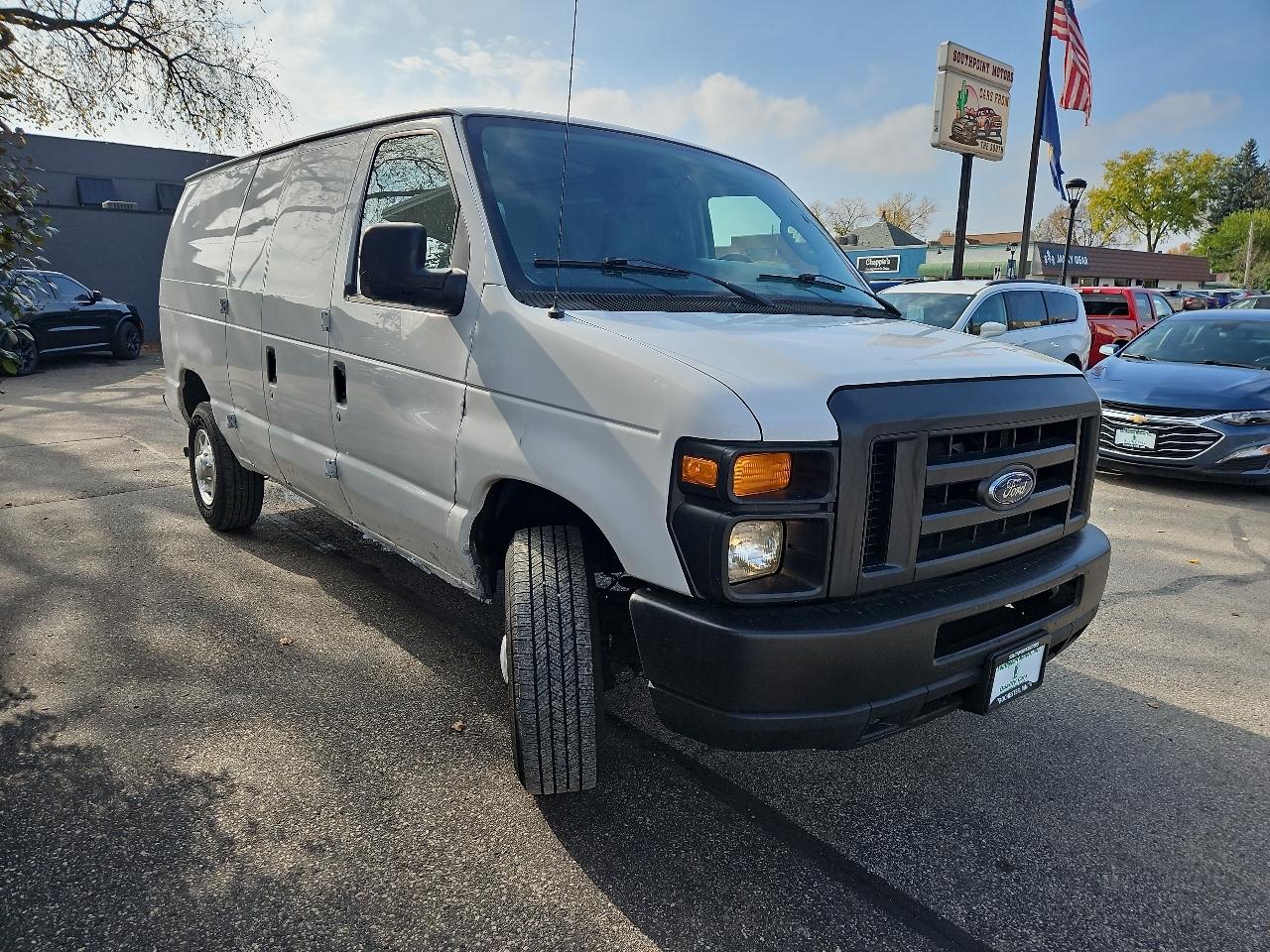 Ford Econoline Cargo Van E-250 Recreational 2012