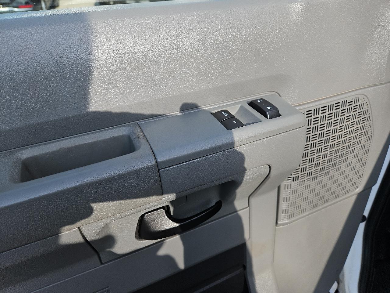 Ford Econoline Cargo Van E-250 Recreational 2012