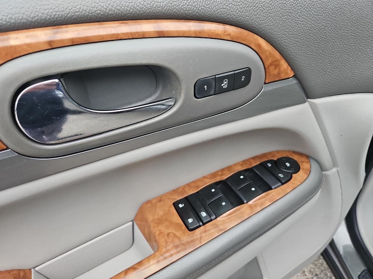 Buick Enclave CXL-1 FWD 2011