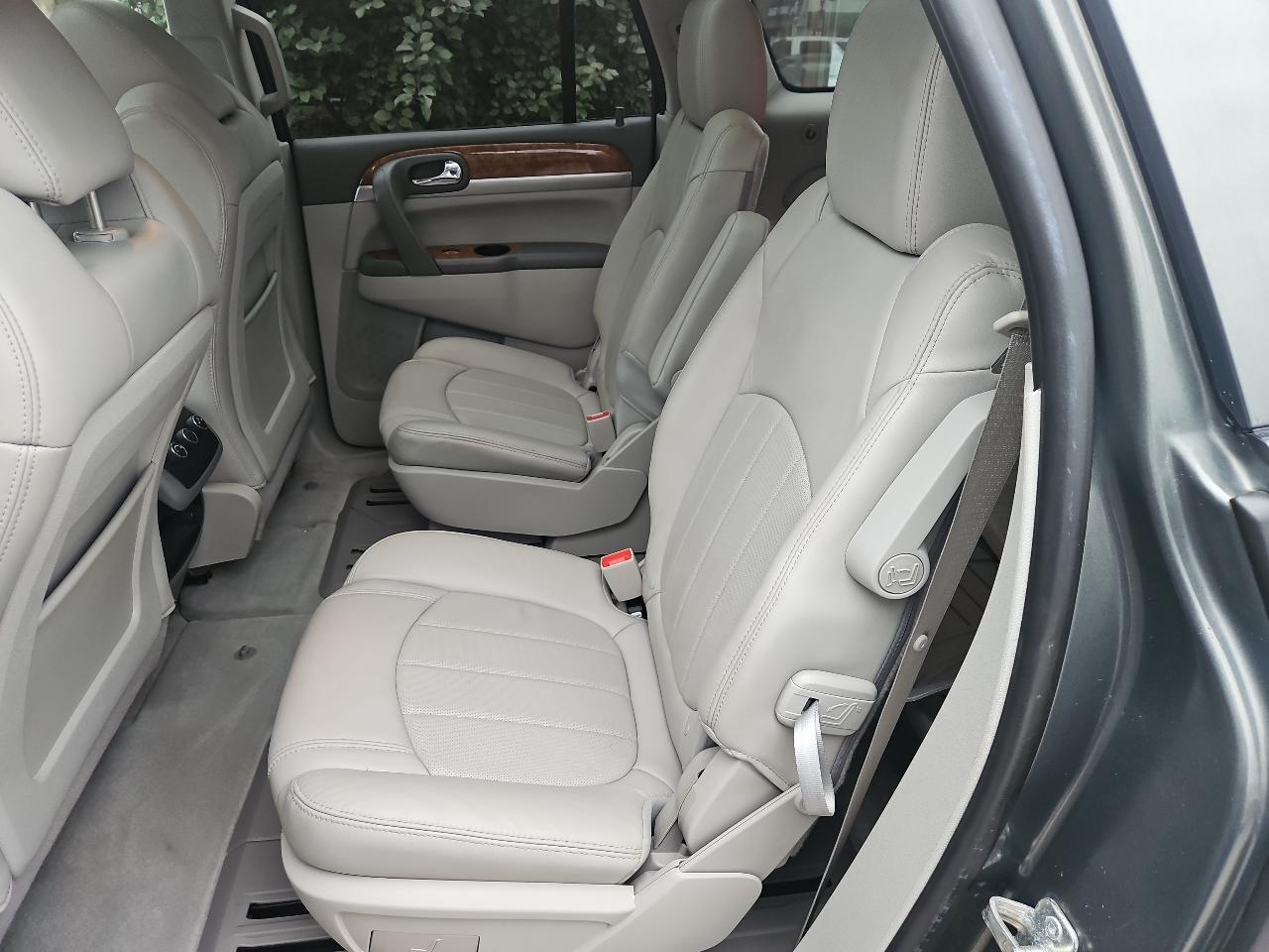Buick Enclave CXL-1 FWD 2011