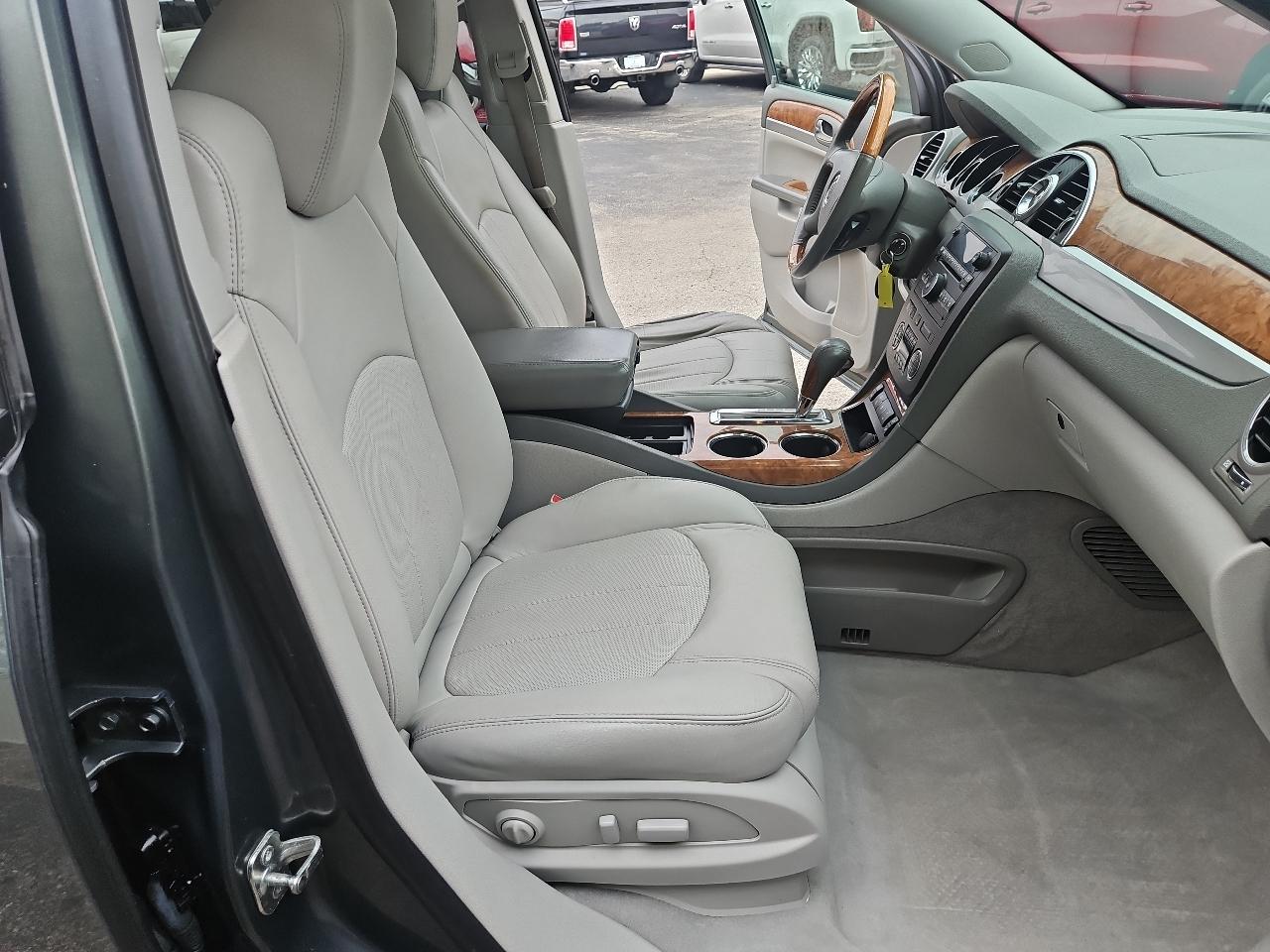 Buick Enclave CXL-1 FWD 2011