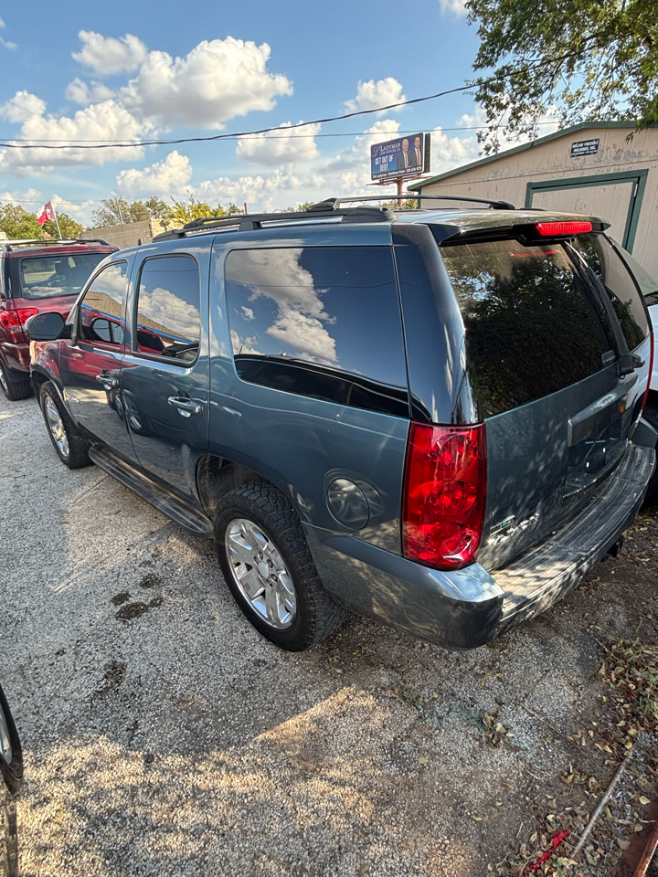 GMC Yukon SLE1 2WD 2010 GMC Yukon SLE1 2WD 2010