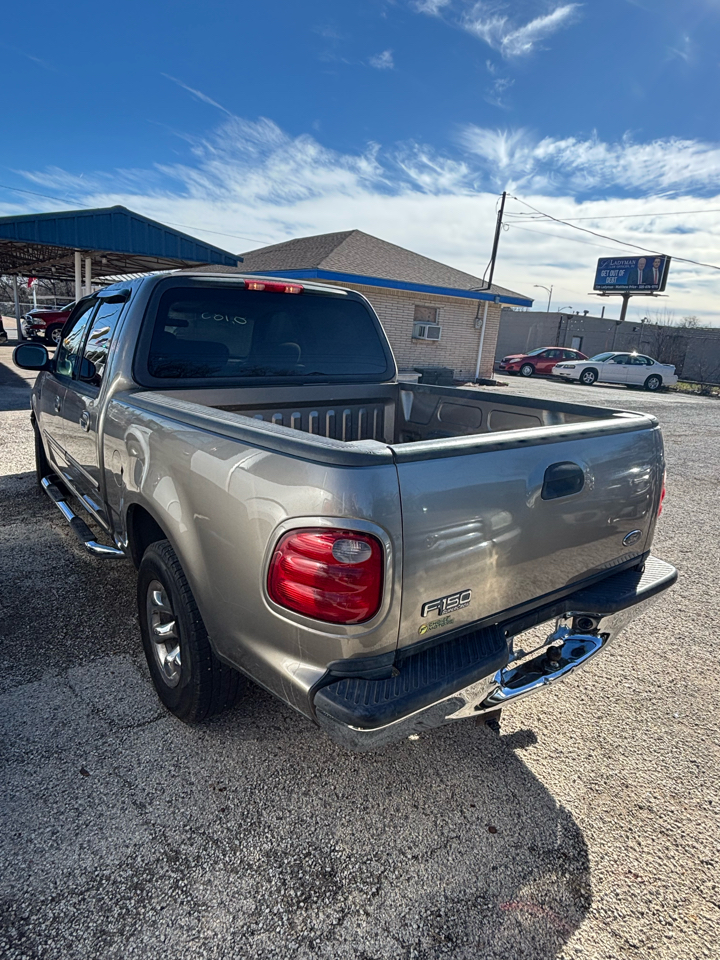 Ford F-150 King Ranch SuperCrew 2WD 2003