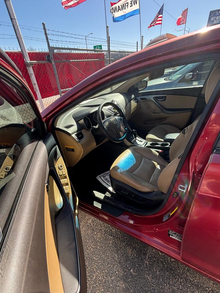 Hyundai Elantra Limited 2013