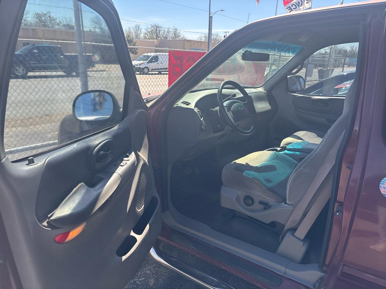 Ford F-150 Lariat SuperCab Long Bed 2WD 1999