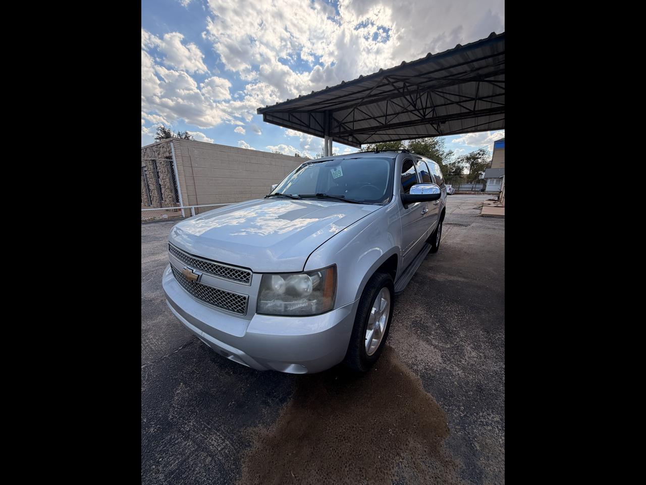 Chevrolet Suburban LTZ 1500 2WD 2010