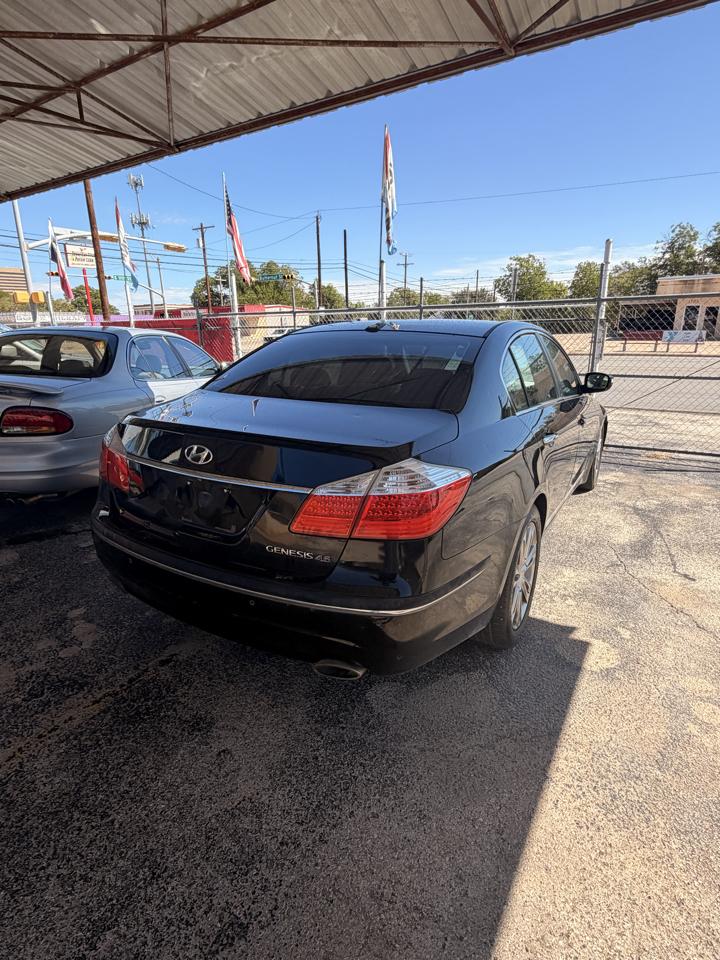 Hyundai Genesis 4.6L 2011