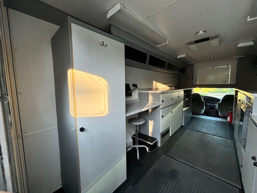 Ford Econoline  2005