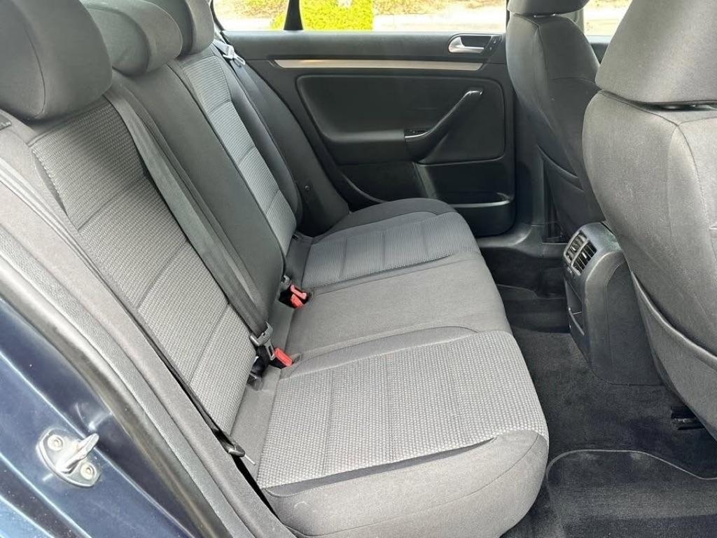 Volkswagen Jetta S Auto 2010