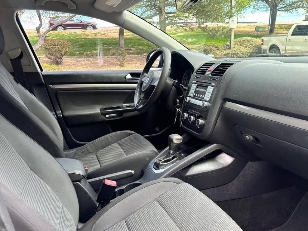 Volkswagen Jetta S Auto 2010