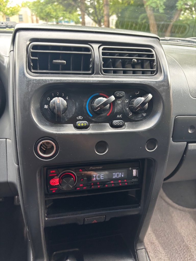 Nissan Xterra  2002