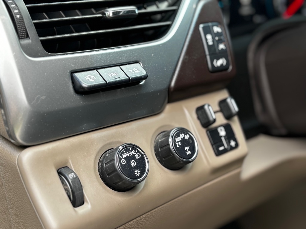 Chevrolet Tahoe  2018