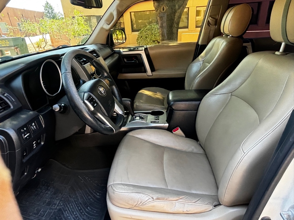 Toyota 4Runner  2010