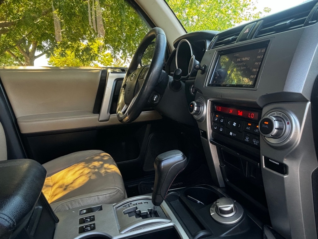 Toyota 4Runner  2010