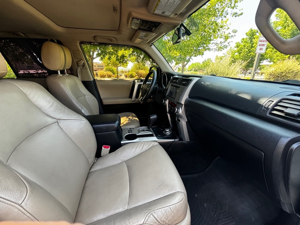 Toyota 4Runner  2010