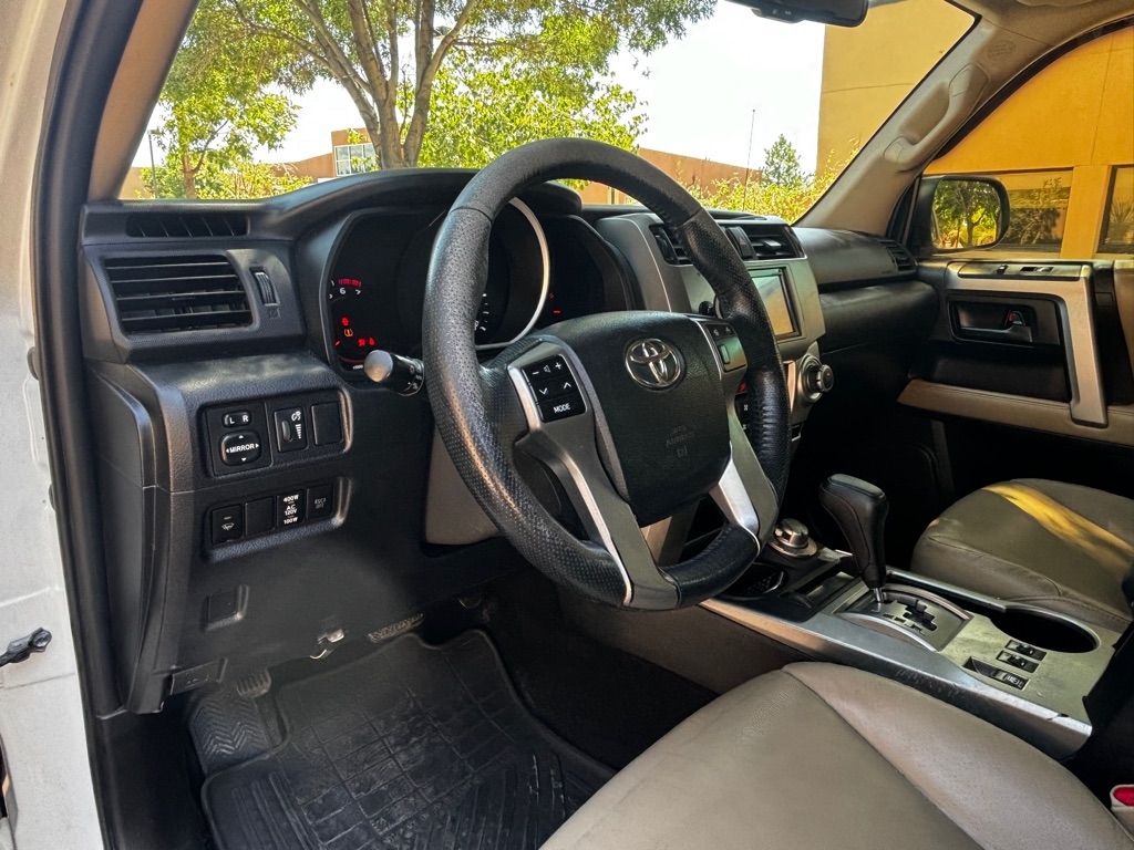 Toyota 4Runner  2010