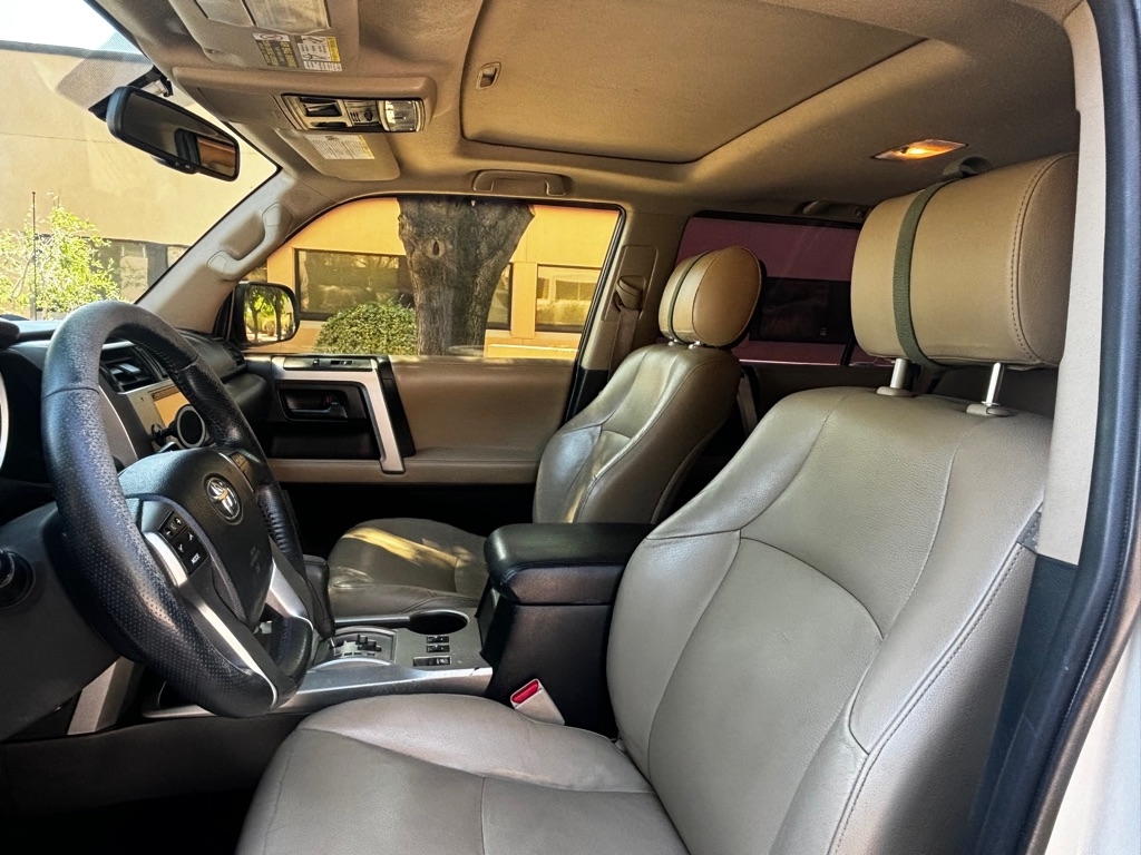 Toyota 4Runner  2010