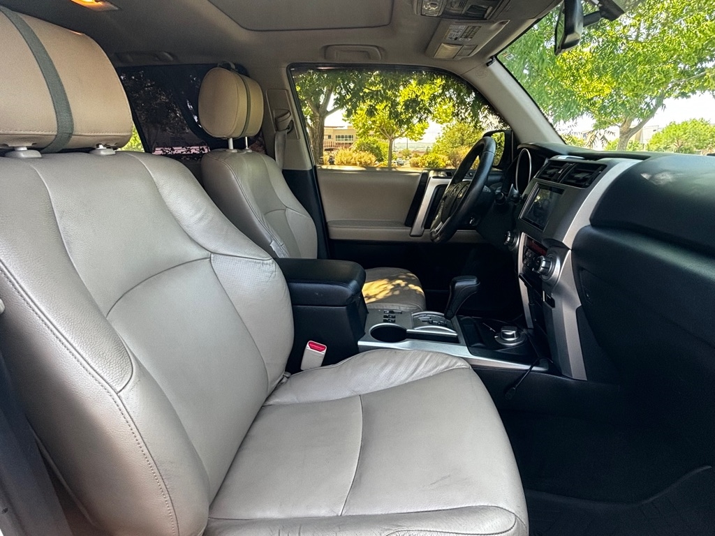 Toyota 4Runner  2010