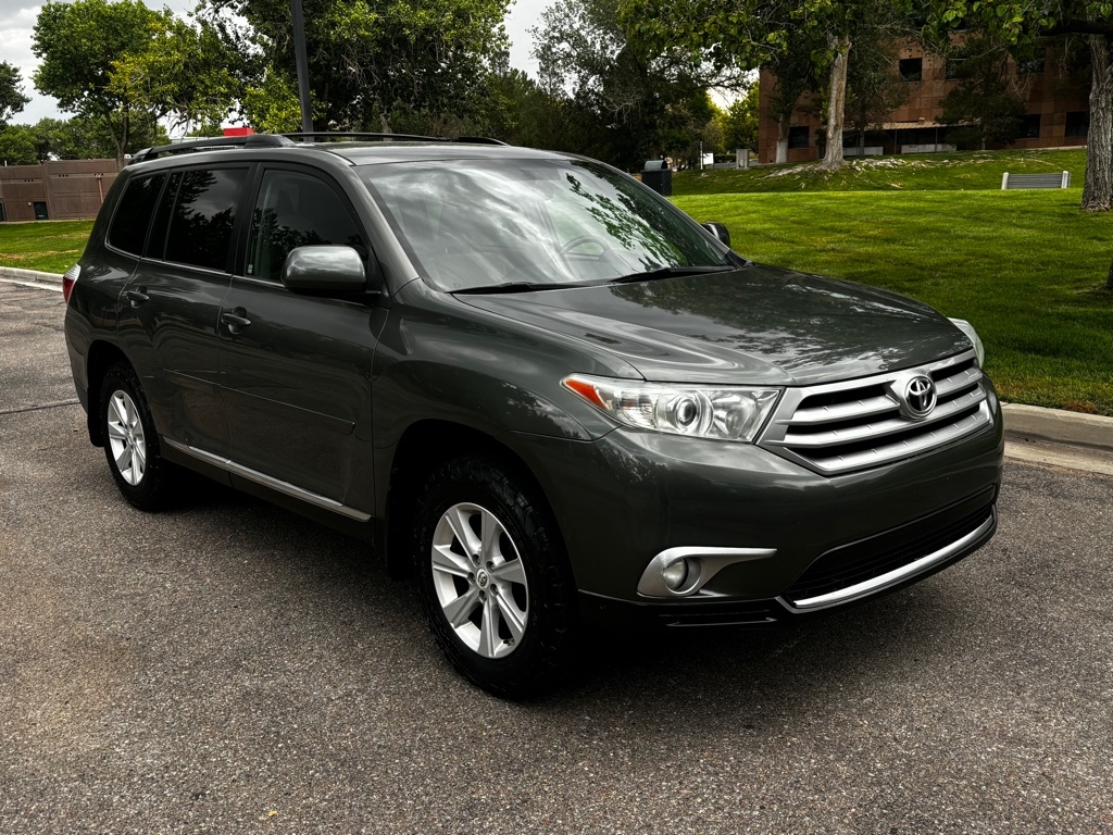 Toyota Highlander  2011
