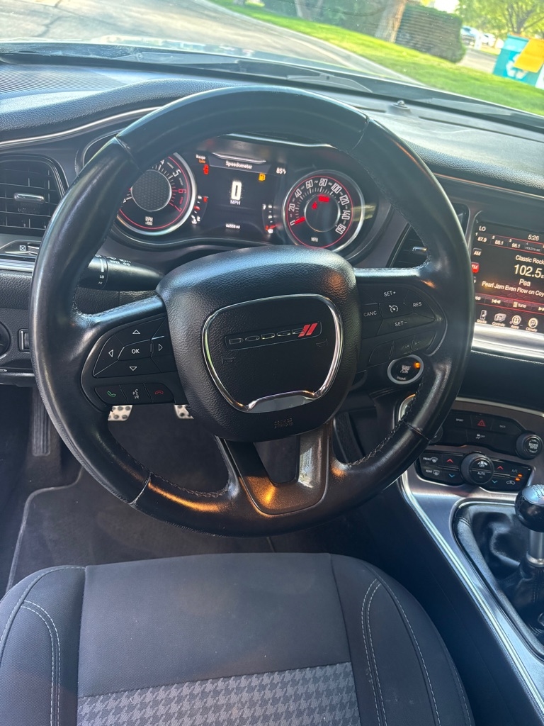 Dodge Challenger  2015