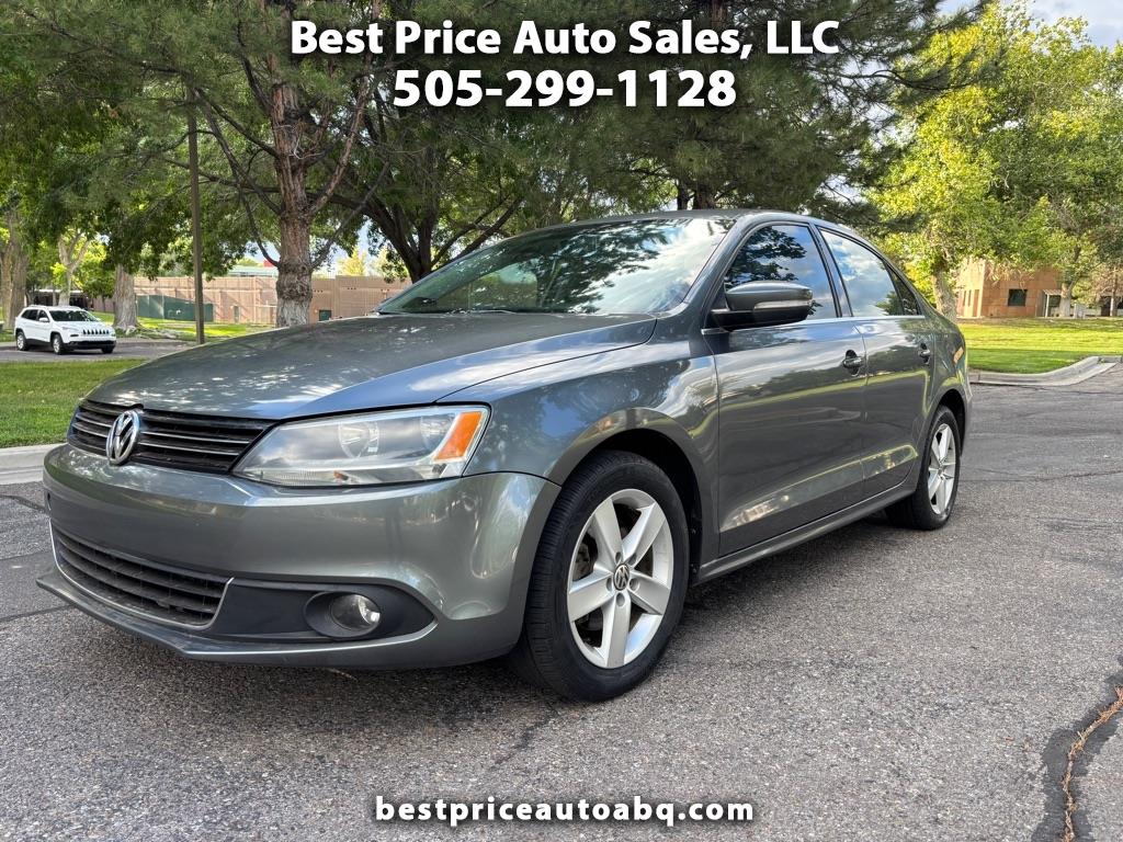 Volkswagen Jetta  2012