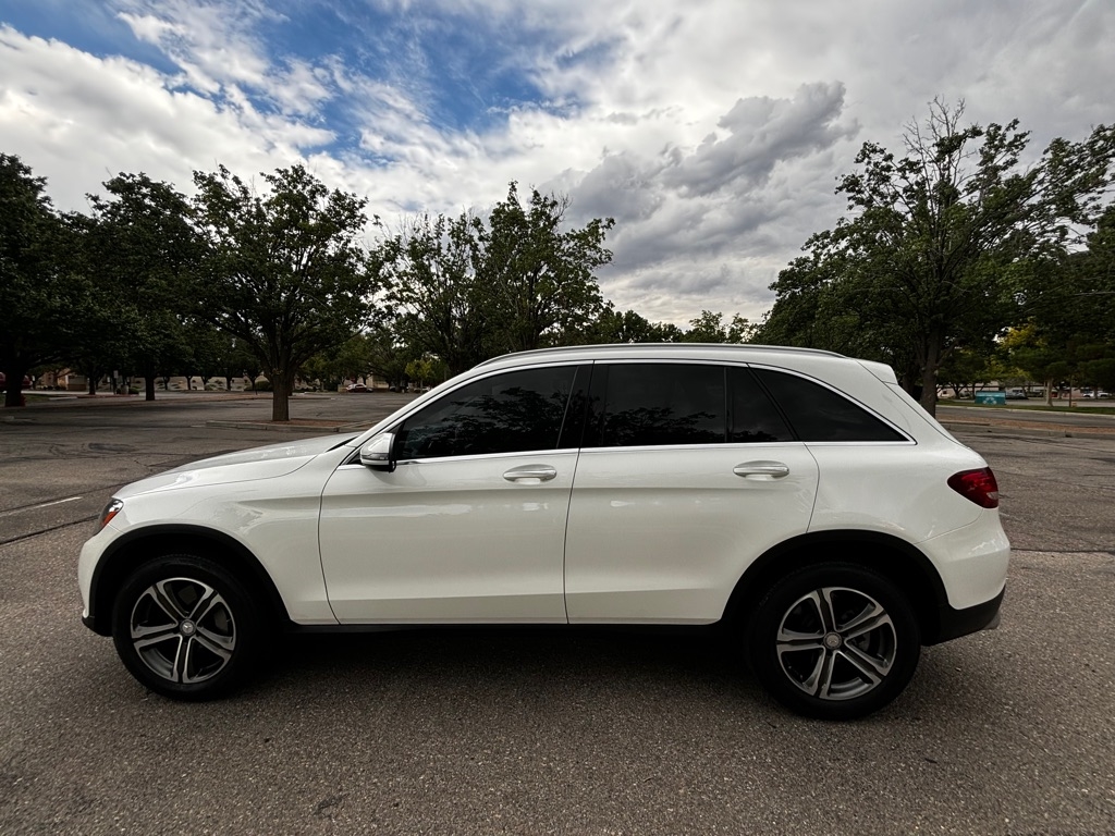 Mercedes-Benz GLC-Class  2017
