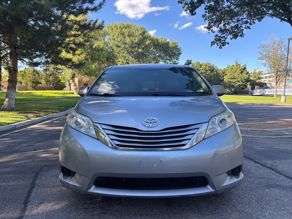 Toyota Sienna  2015