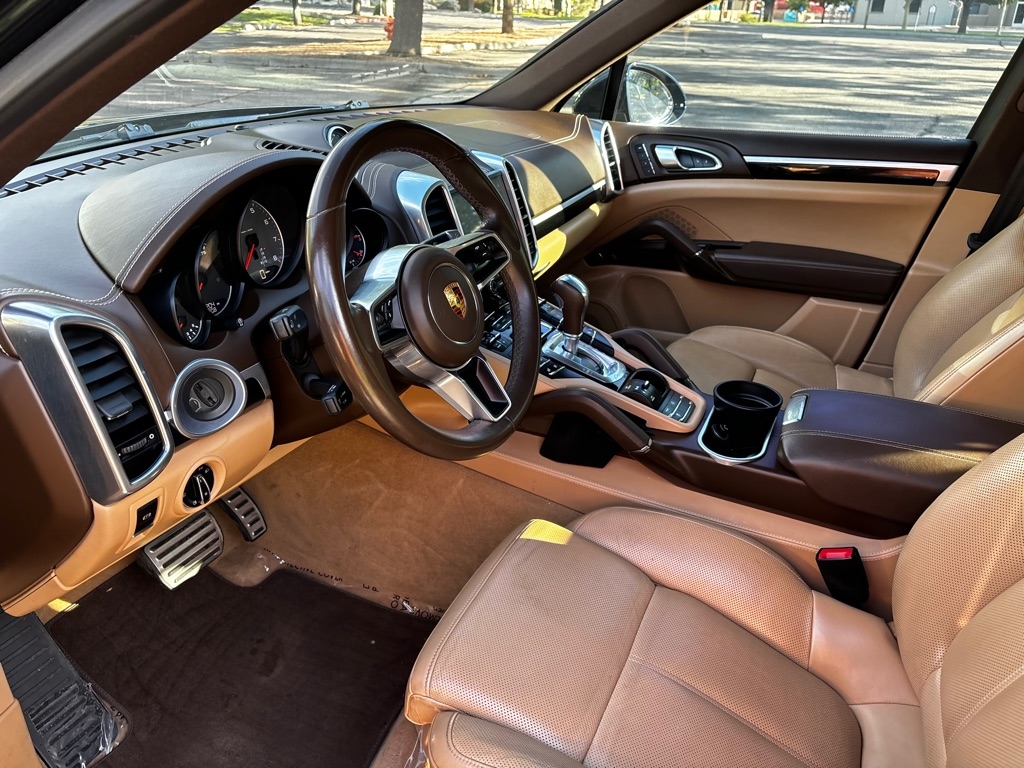 Porsche Cayenne  2018