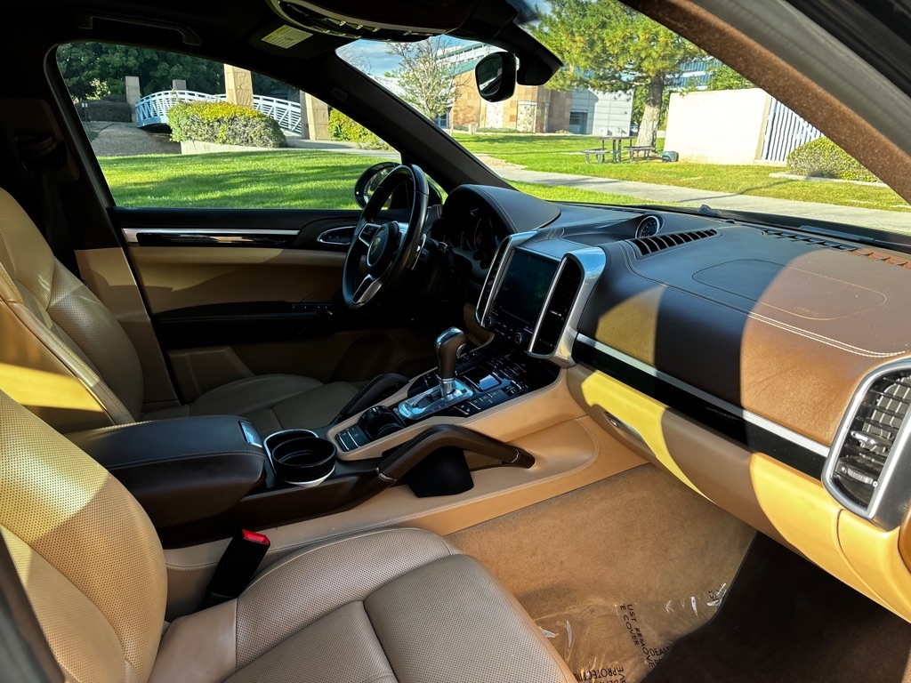 Porsche Cayenne  2018