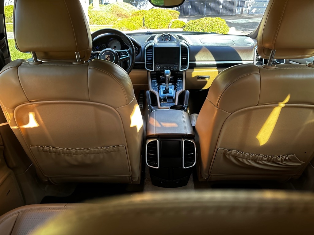 Porsche Cayenne  2018