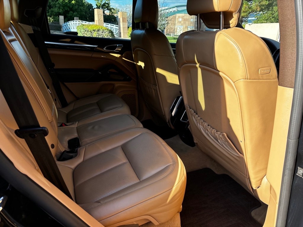 Porsche Cayenne  2018