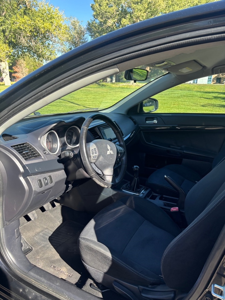 Mitsubishi Lancer  2015