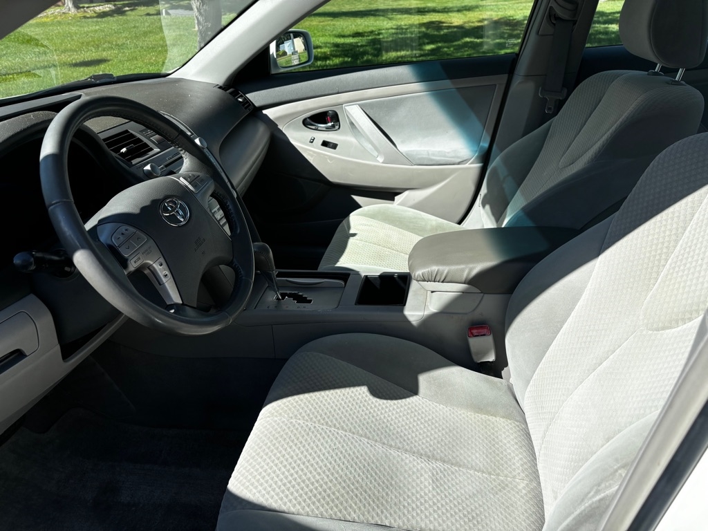 Toyota Camry Hybrid  2009