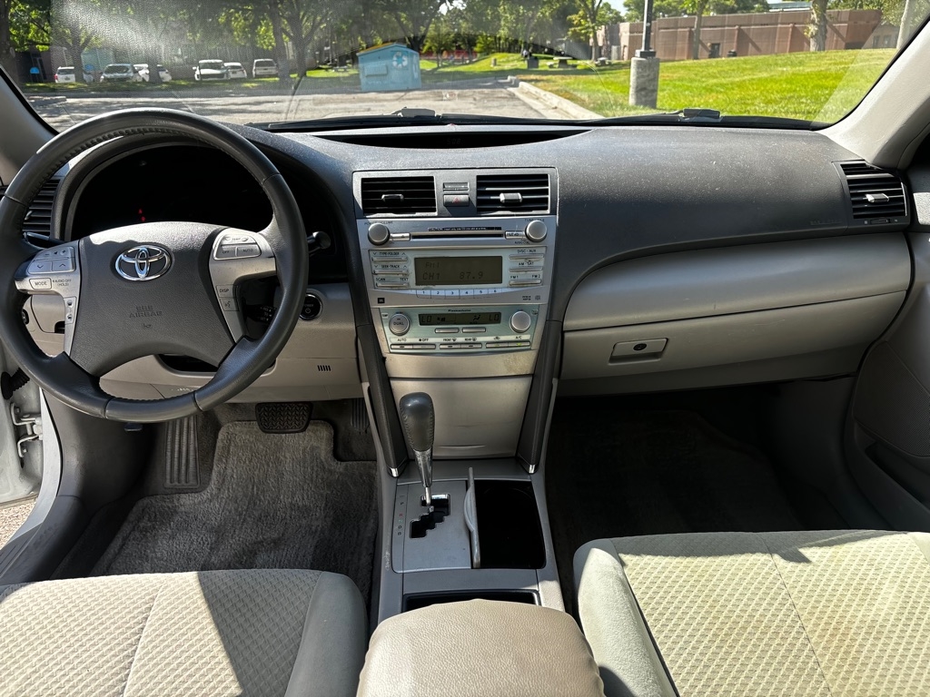 Toyota Camry Hybrid  2009