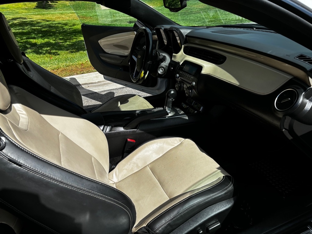 Chevrolet Camaro  2012