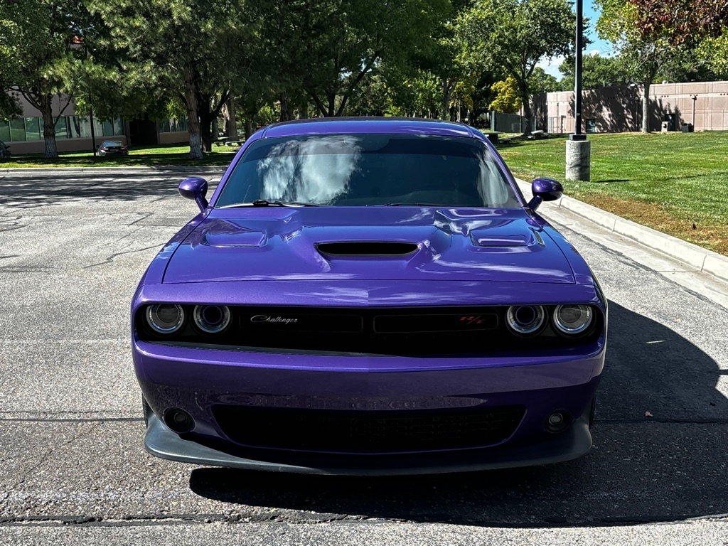 Dodge Challenger  2019
