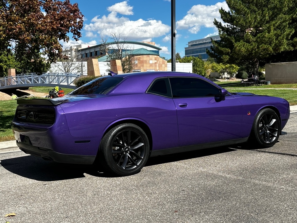 Dodge Challenger  2019