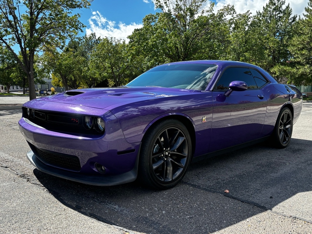Dodge Challenger  2019