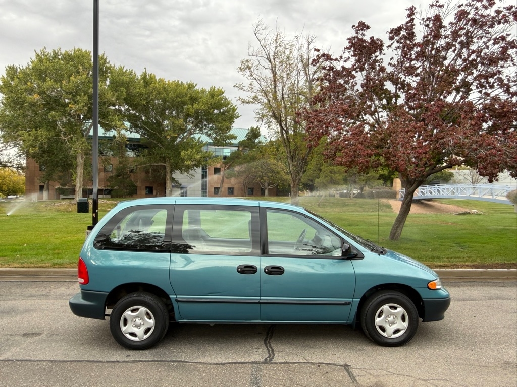 Dodge Caravan  1998