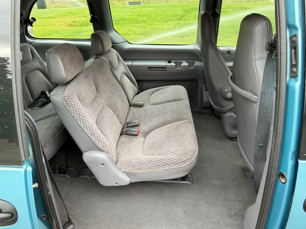Dodge Caravan  1998