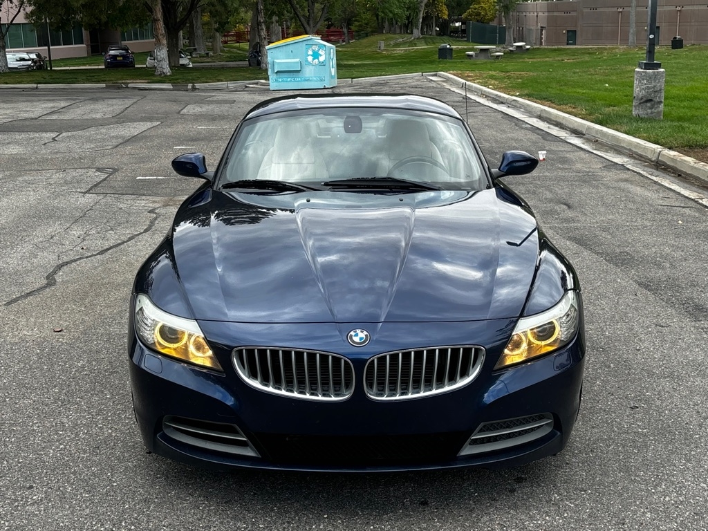 BMW Z4  2011 BMW Z4  2011