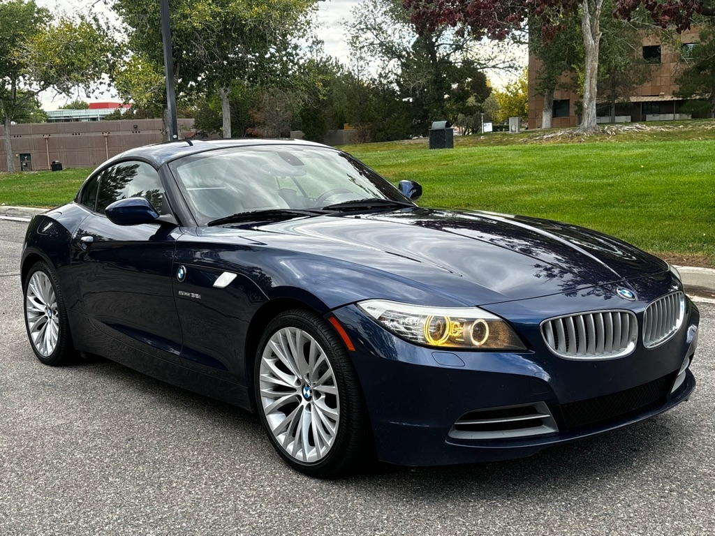 BMW Z4  2011 BMW Z4  2011