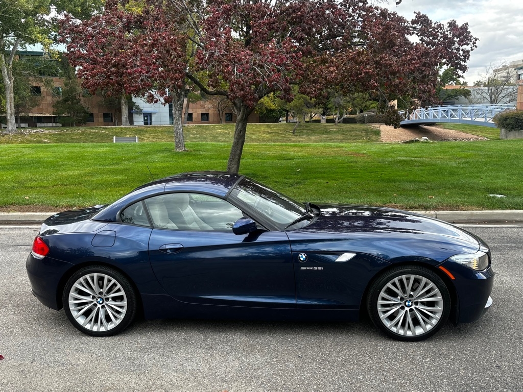 BMW Z4  2011 BMW Z4  2011